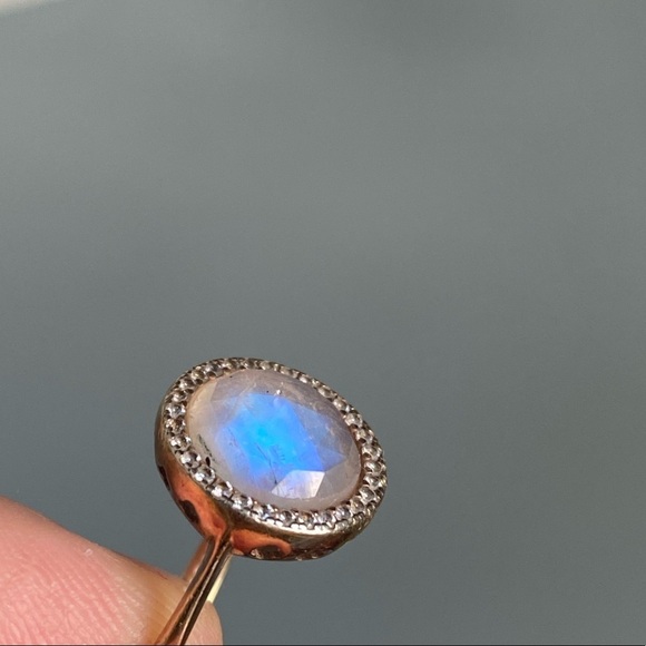 Jewelry - 925 Sterling Silver gold plated rainbow moonstone ring size 7